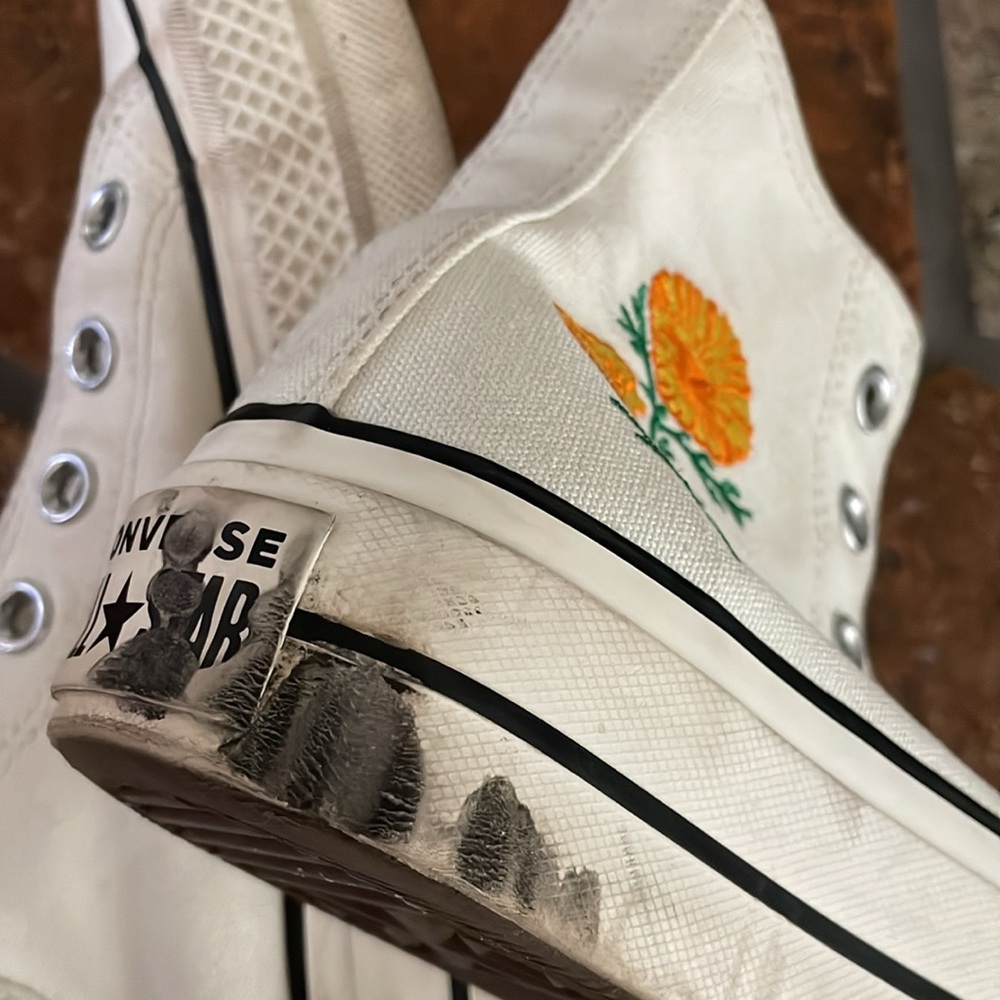 Converse Platform Hi top with embroidred flowers white all star hi top converse - Picture 7 of 11